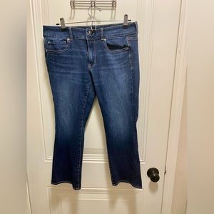 American Eagle Capri Jeans